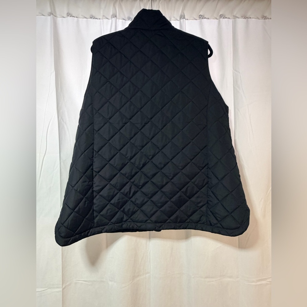 Lands' End Women’s Dark Quilted Vest - Picture 3 of 4